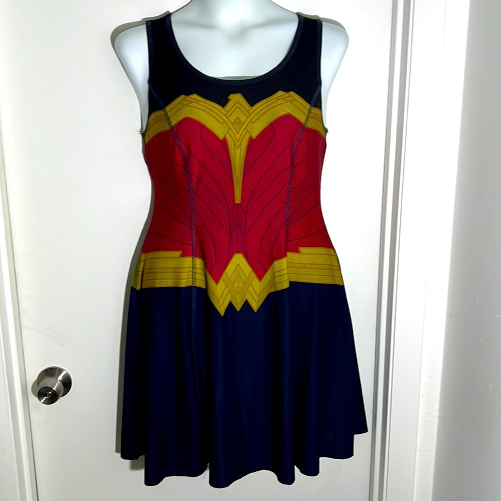 Wonder Woman reversible dress by Her Universe, XL